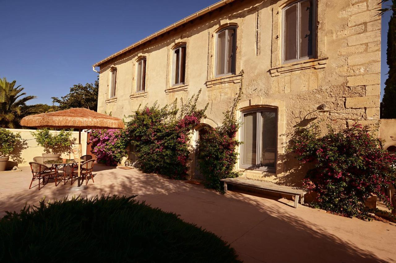 Maison Tara Verte Au Mas Montredon Арл Екстериор снимка