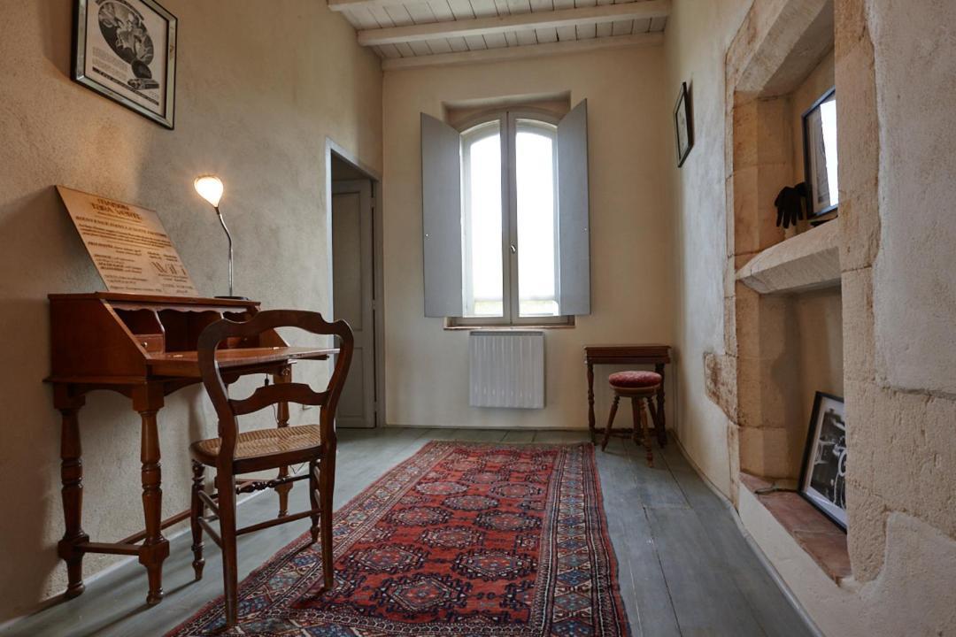 Maison Tara Verte Au Mas Montredon Арл Екстериор снимка