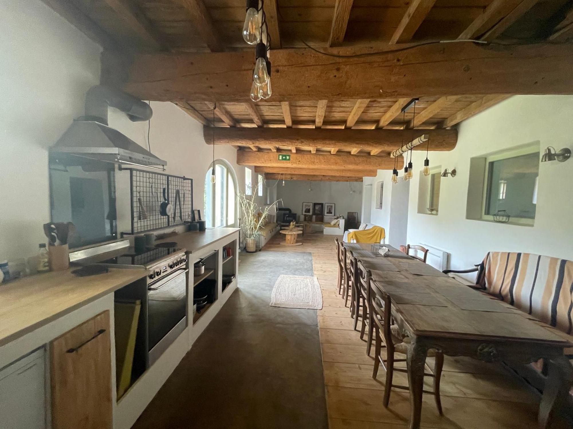 Maison Tara Verte Au Mas Montredon Арл Екстериор снимка